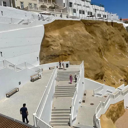 The Downtown * Albufeira